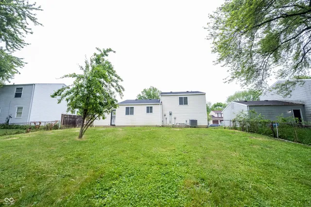 $199,999 | 2740 Pawnee Drive, Indianapolis, IN 46229