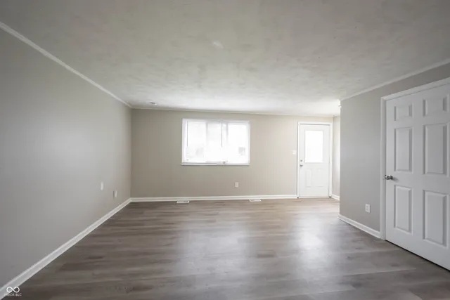 $199,999 | 2740 Pawnee Drive, Indianapolis, IN 46229