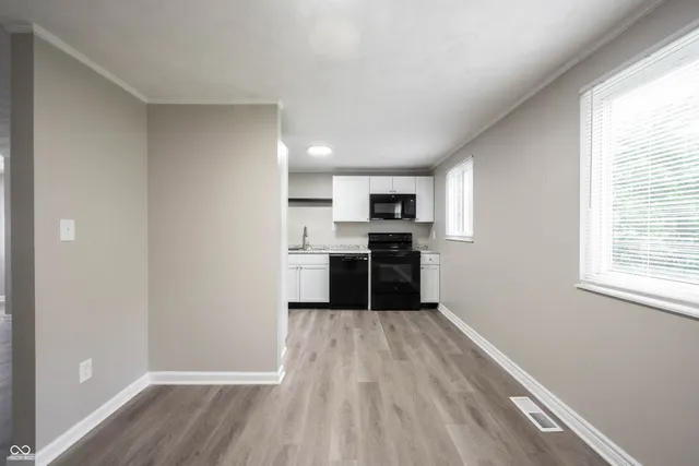 $199,999 | 2740 Pawnee Drive, Indianapolis, IN 46229