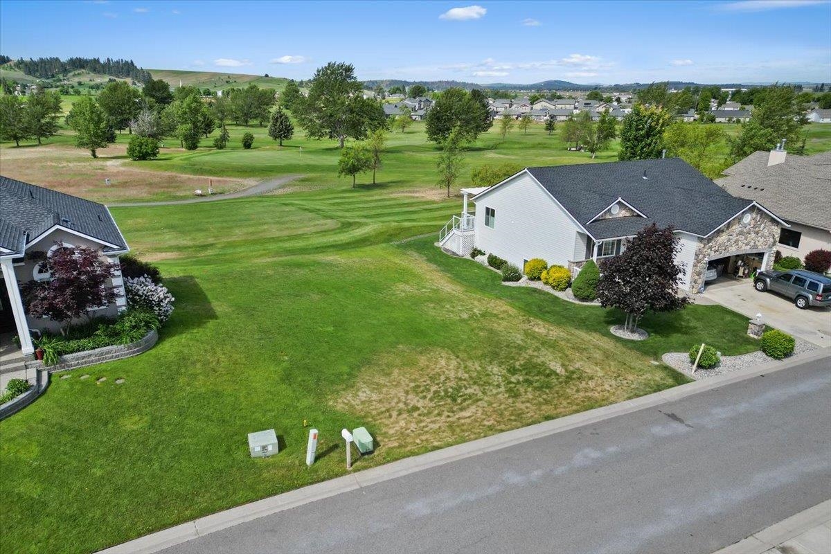 7916 South Parway Lane Cheney, WA 99004 - Photo 3 of 25