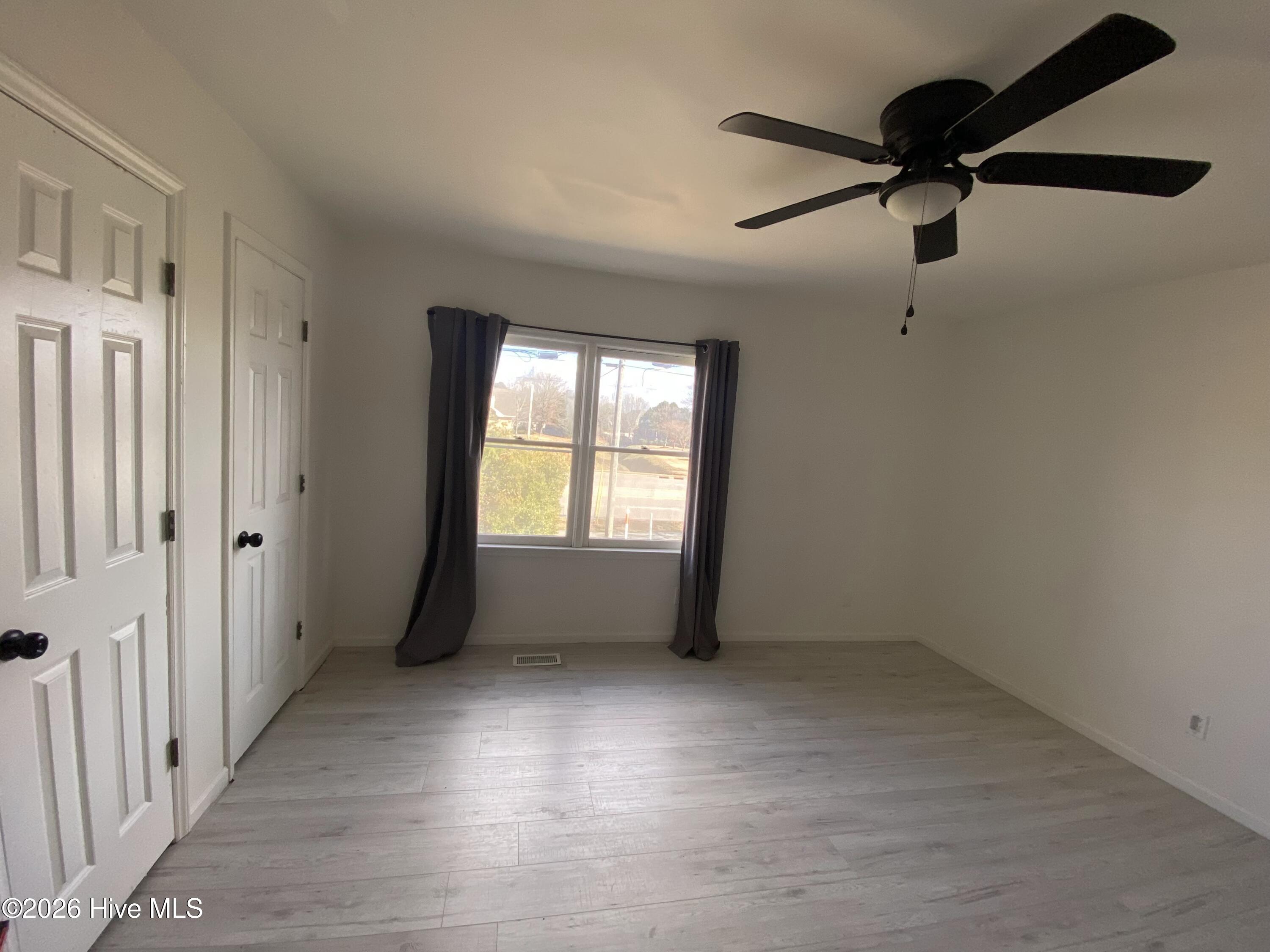 2700 Thackery Road Greenville, NC 27858 - Photo 11 of 18 IMG_2275