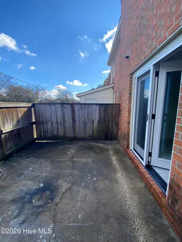 $1,500 | 2700 Thackery Road, Greenville, NC 27858