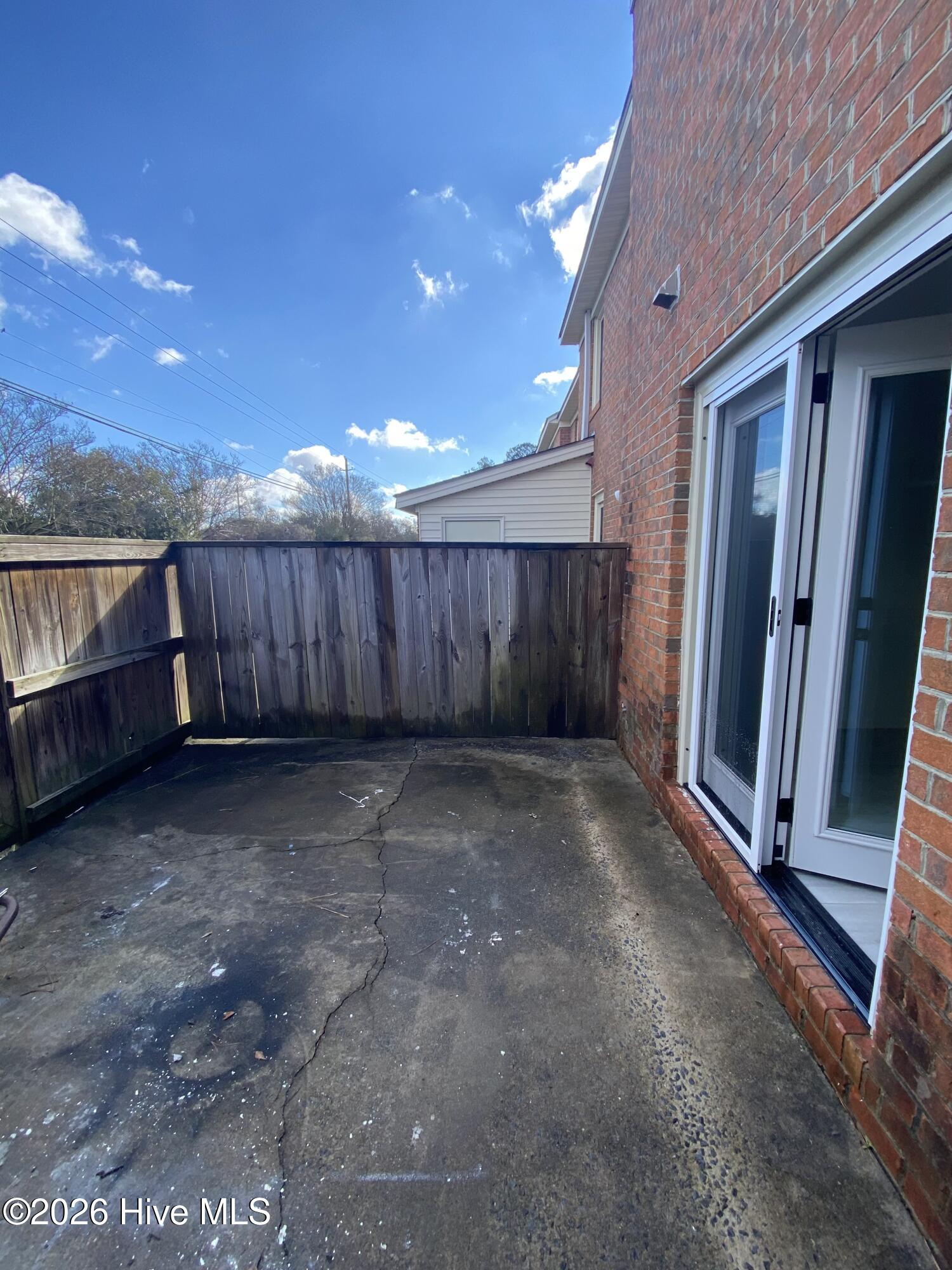 2700 Thackery Road Greenville, NC 27858 - Photo 17 of 18 IMG_2258