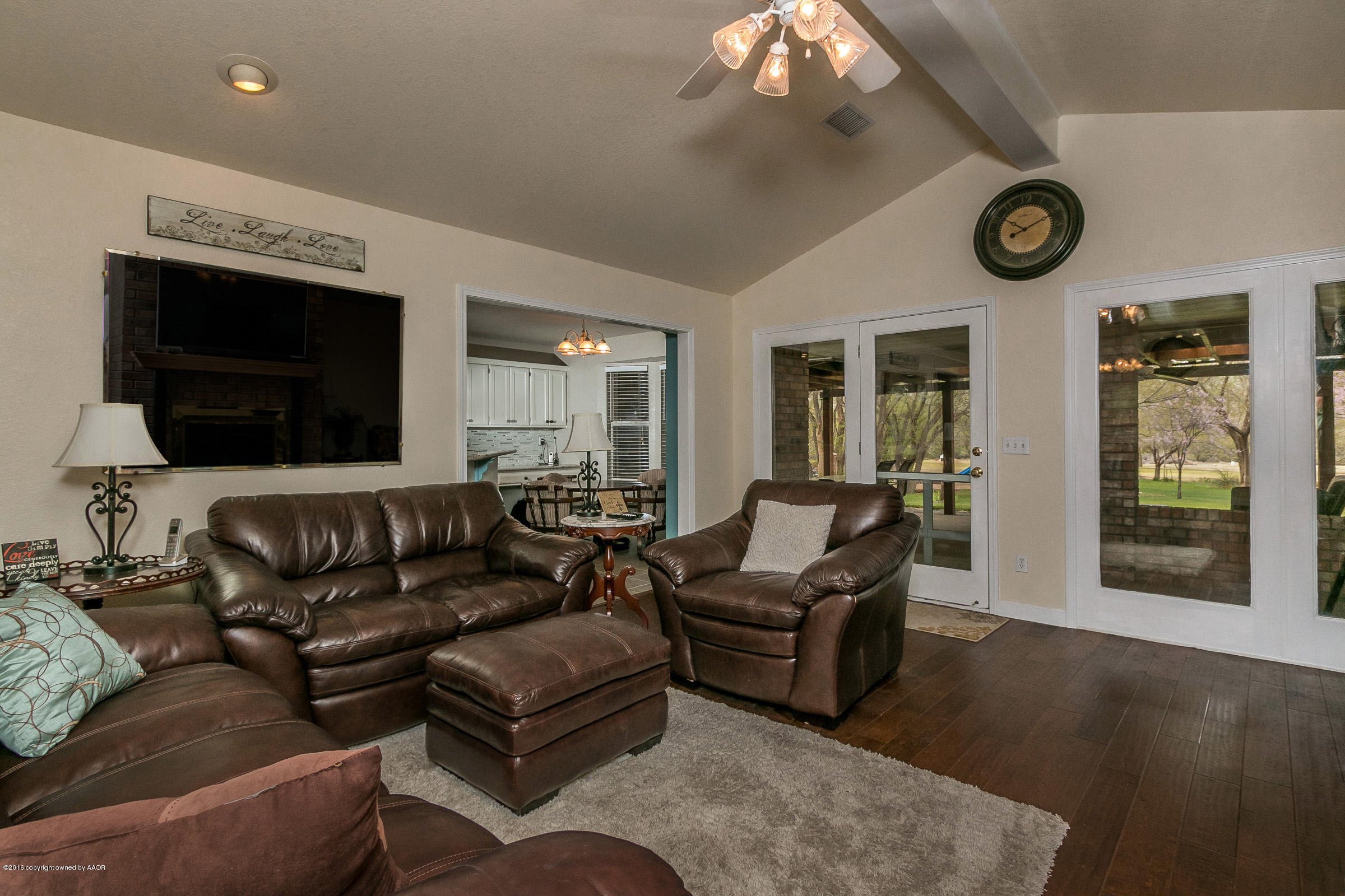 19410 Mockingbird Road Canyon, TX 79015 - Photo 7 of 38 Living Room and View
