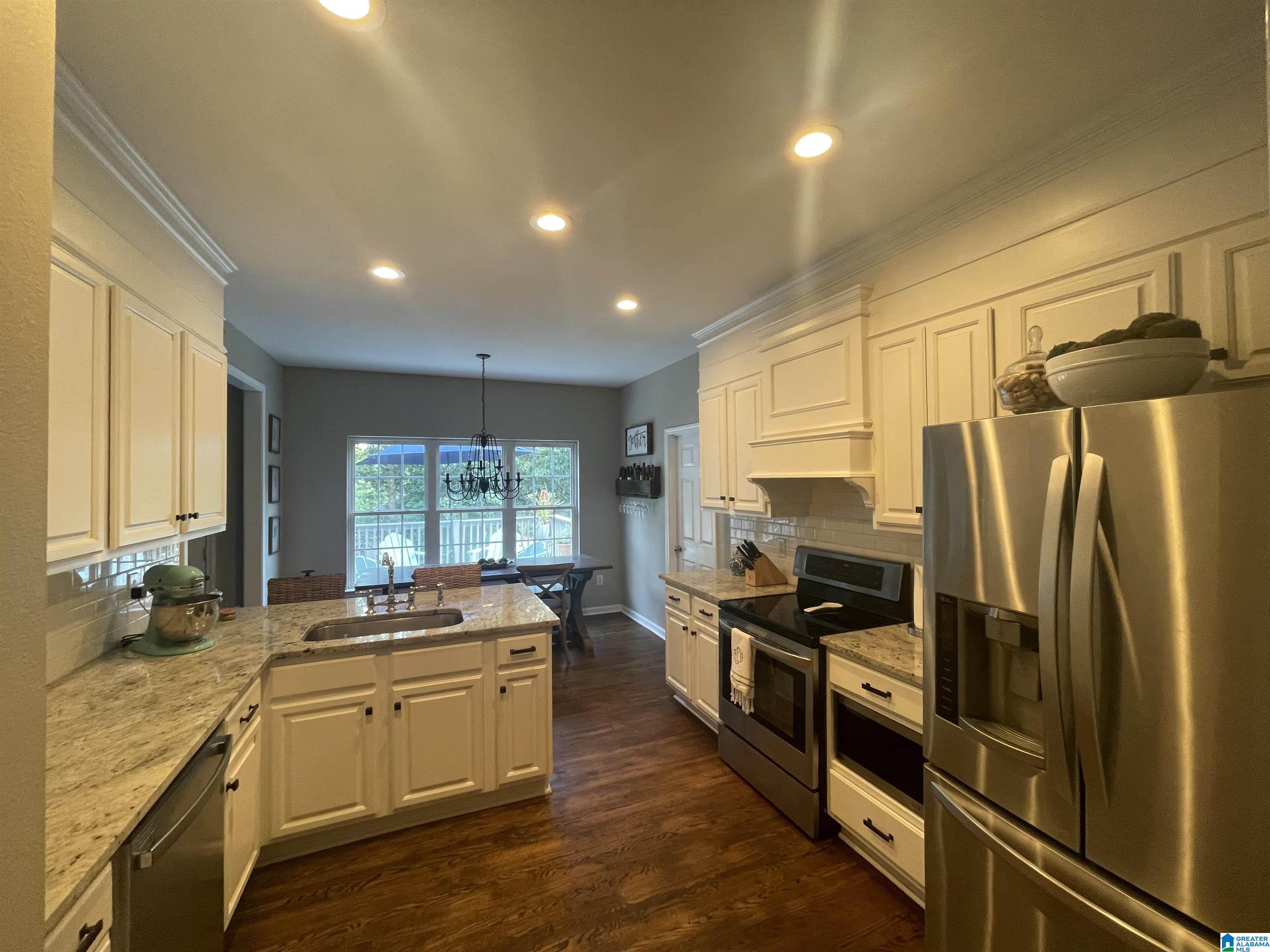 105 Astor Circle Chelsea, AL 35043 - Photo 9 of 35