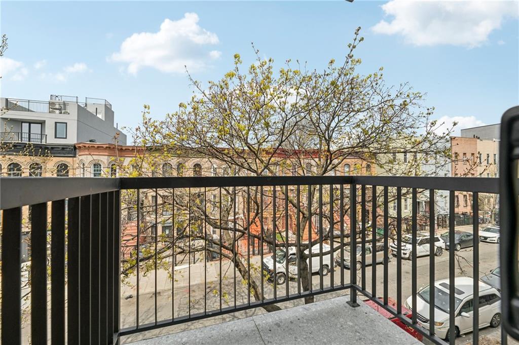 220 Schaefer Street, Unit 3F Brooklyn, NY 11207 - Photo 5 of 9