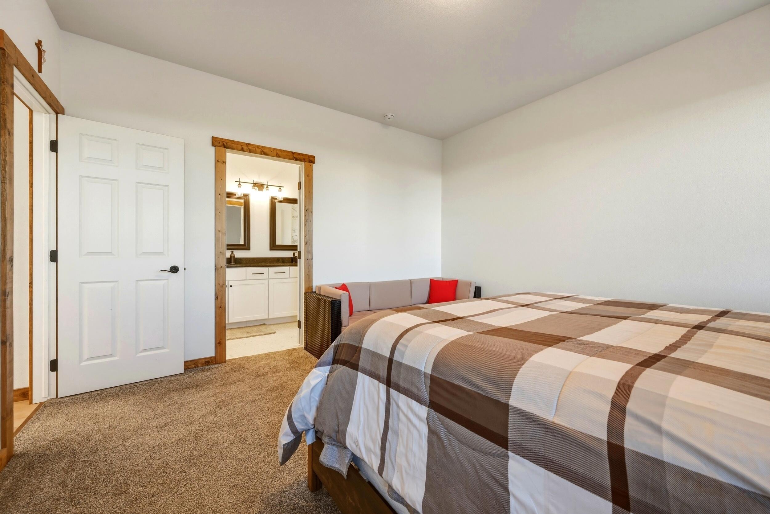 1353 Stoneridge Drive Ranchester, WY 82839 - Photo 19 of 42 primary bedroom