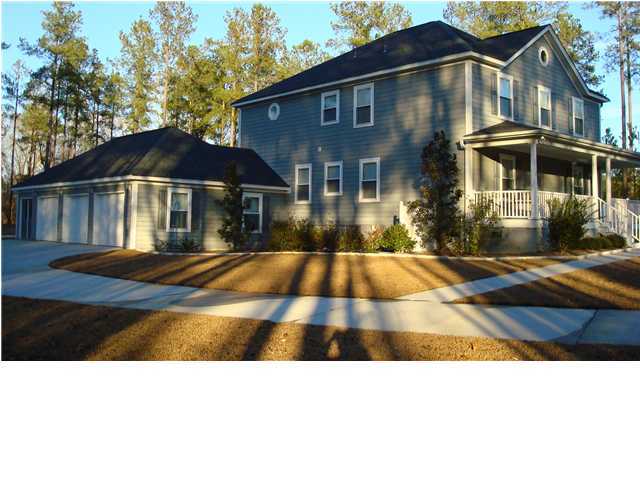 102 Thistle Court Ridgeville, SC 29472 - Photo 1 of 4 Primary Photo