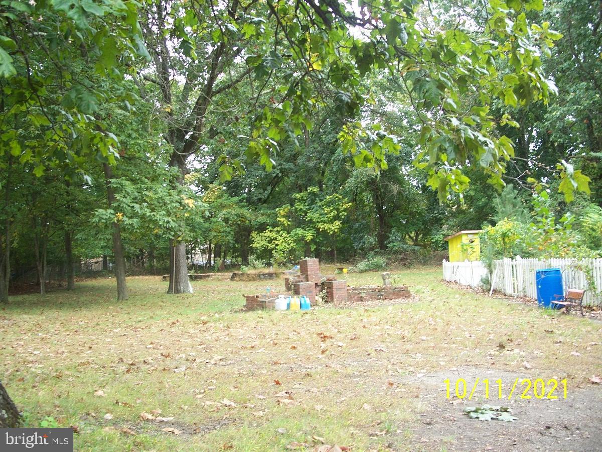 44 Chews Landing Road Lindenwold, NJ 08021 - Photo 7 of 10