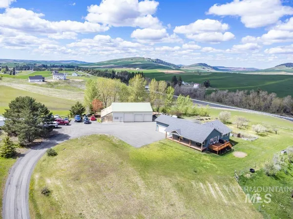 $1,250,000 | 1011 Rothwell Road, Viola, ID 83872
