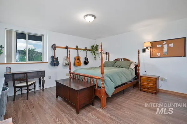 $1,250,000 | 1011 Rothwell Road, Viola, ID 83872