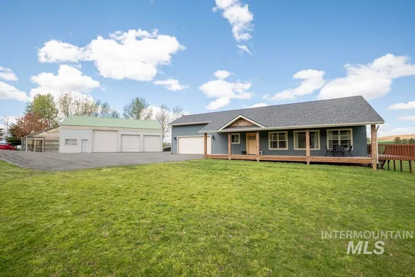 $1,250,000 | 1011 Rothwell Road, Viola, ID 83872
