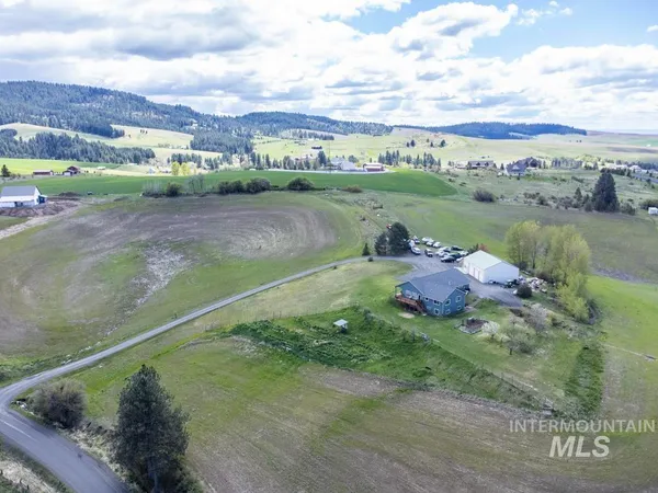 $1,250,000 | 1011 Rothwell Road, Viola, ID 83872