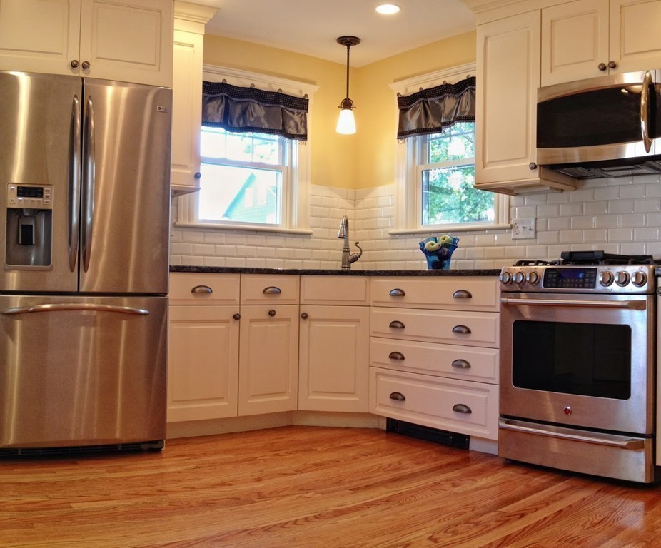 101 Stratford Road Melrose, MA 02176 - Photo 10 of 20 Gallery Image 10