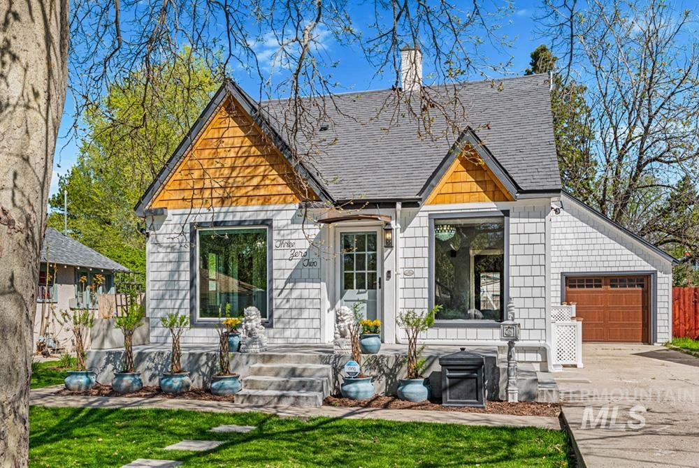 302 Peasley Street Boise, ID 83705 - Photo 1 of 24