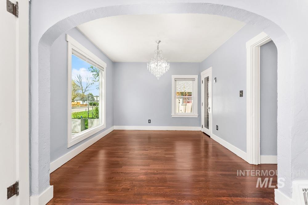 302 Peasley Street Boise, ID 83705 - Photo 4 of 24