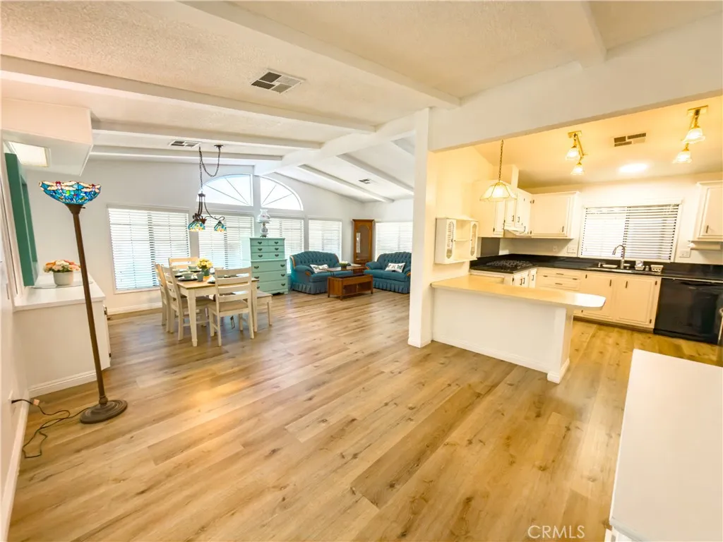 840 East Foothill Boulevard, Unit 203 Azusa, CA 91702 - Photo 14 of 45