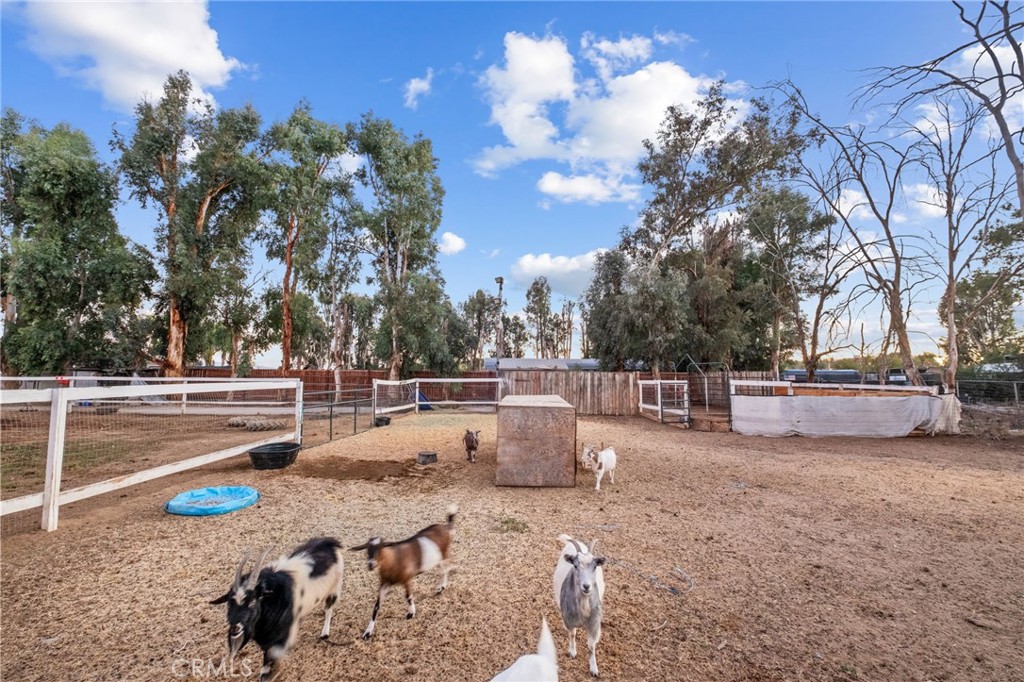 30883 Sherman Road Menifee, CA 92584 - Photo 33 of 47