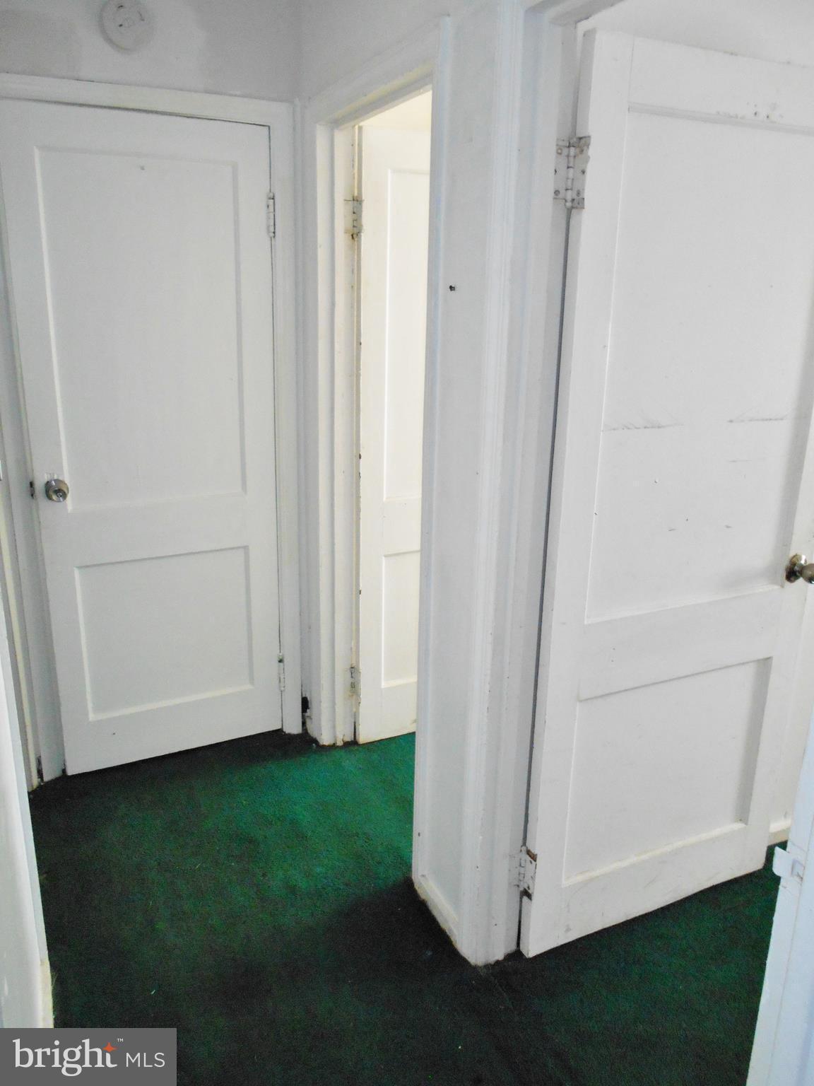4310 Middletown Road Pomfret, MD 20675 - Photo 21 of 28 Hallway