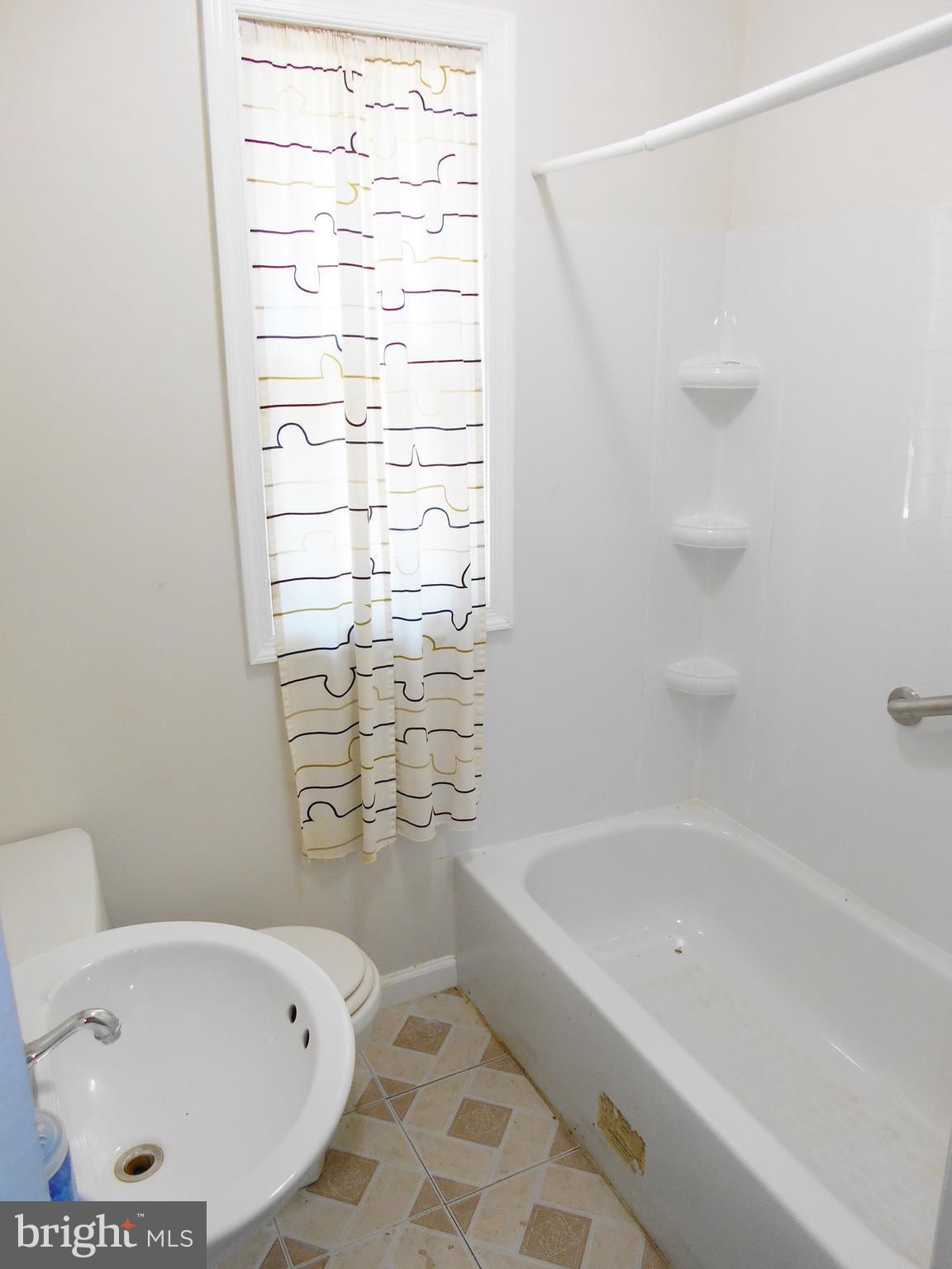 4310 Middletown Road Pomfret, MD 20675 - Photo 22 of 28 Bath
