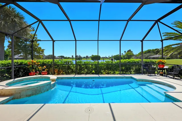 $959,700 | 305 Marsh Point Circle, St. Augustine, FL 32080