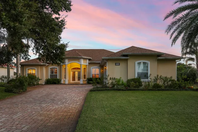 $959,700 | 305 Marsh Point Circle, St. Augustine, FL 32080