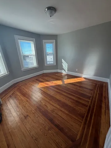 $2,900 | 49 Federal Street, Unit 3, Beverly, MA 01915