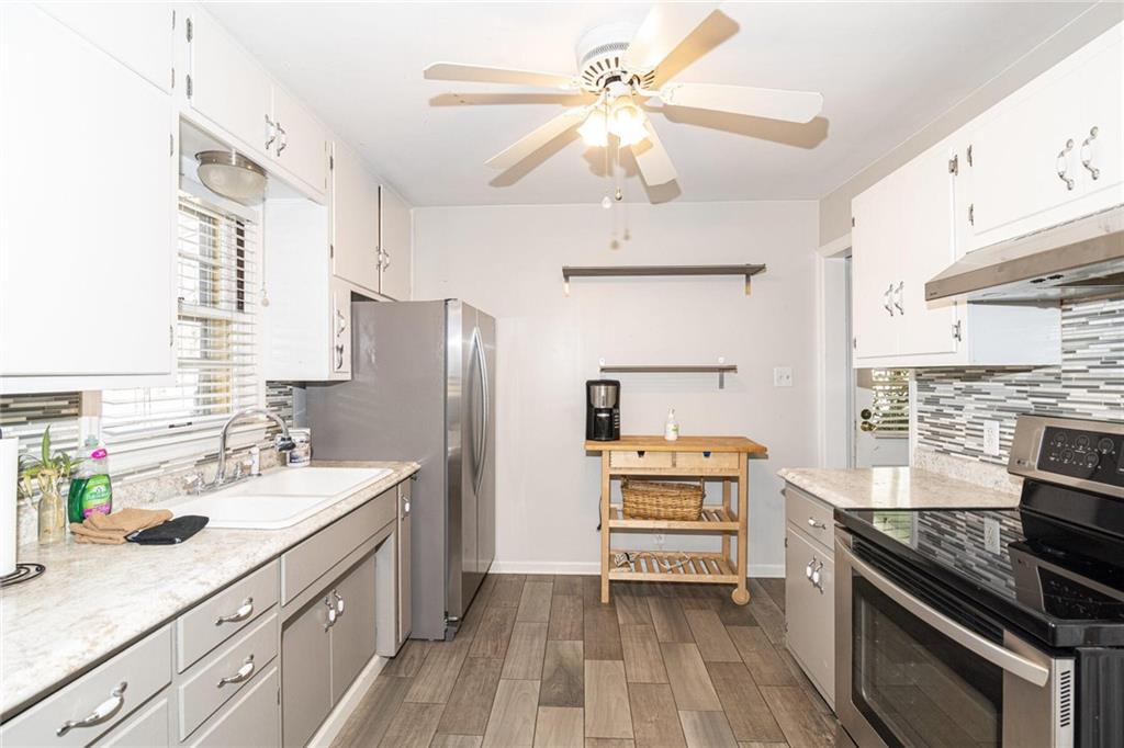 138 Hoss Road Indianapolis, IN 46217 - Photo 11 of 32 Gallery Image 11