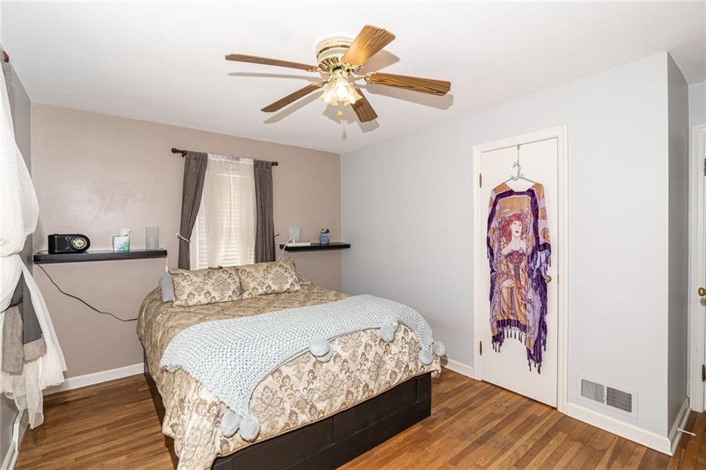 138 Hoss Road Indianapolis, IN 46217 - Photo 16 of 32 Gallery Image 16
