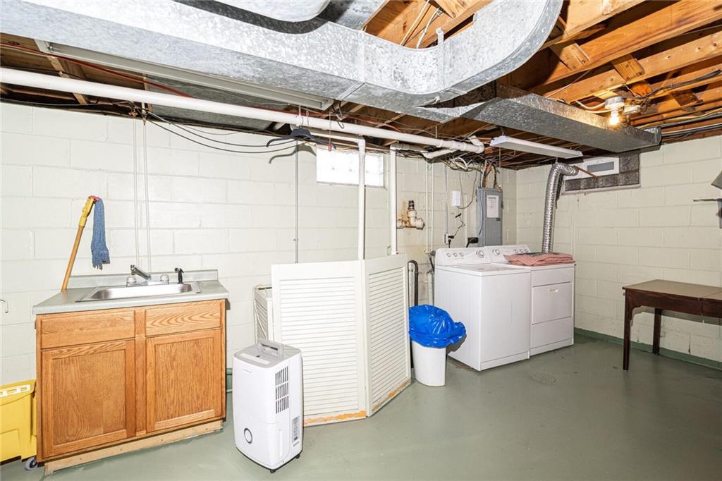 138 Hoss Road Indianapolis, IN 46217 - Photo 26 of 32 Gallery Image 26