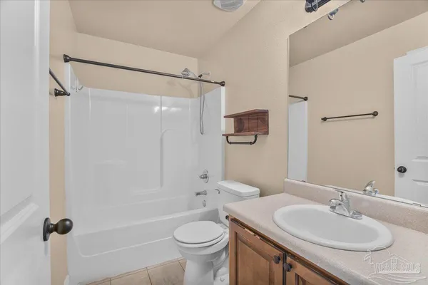 $469,000 | 6096 Winchester Circle, Milton, FL 32570