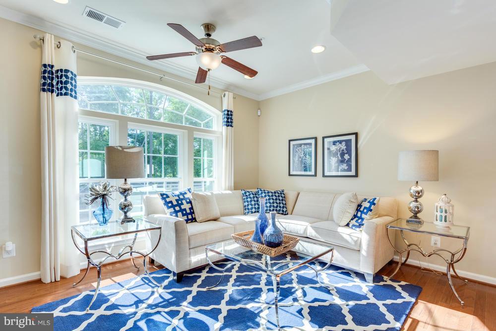 8002 Orchard Grove Road, Unit 820 Odenton, MD 21113 - Photo 2 of 30 BRIGHT FAMILY ROOM AREA