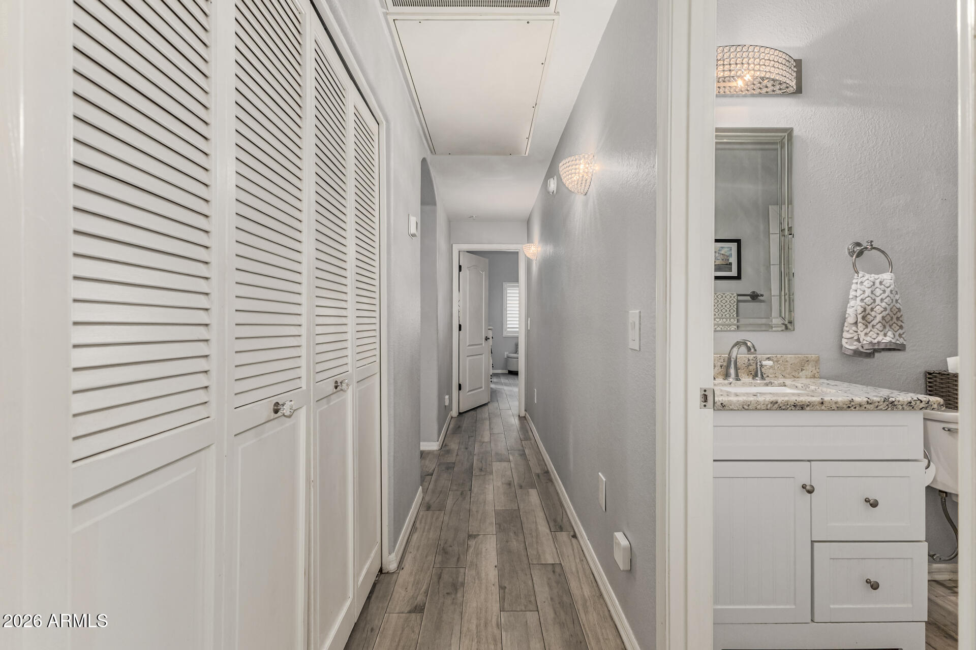 4533 North 22nd Street, Unit 223 Phoenix, AZ 85016 - Photo 27 of 38 Hallway