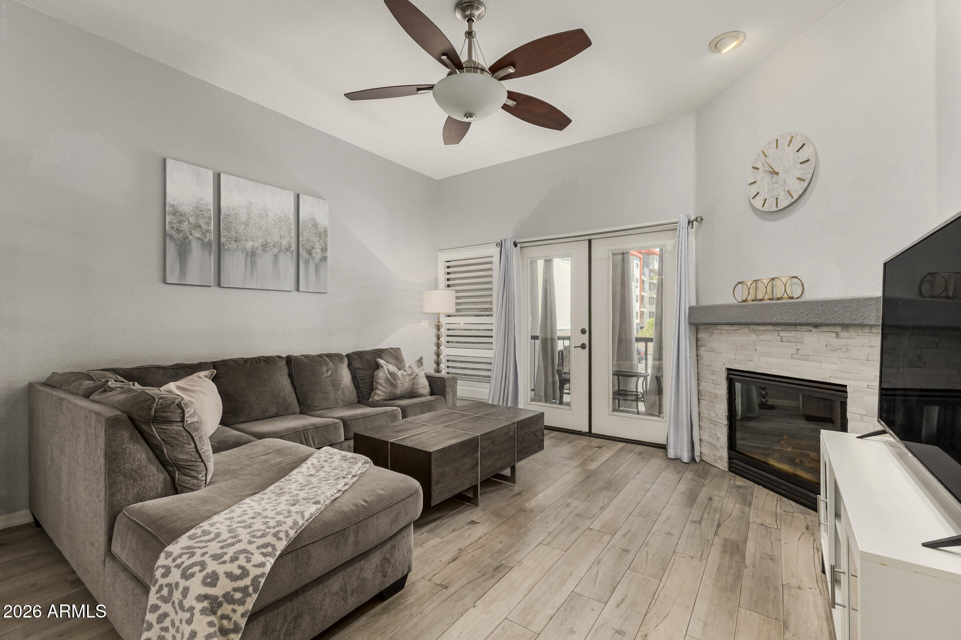 4533 North 22nd Street, Unit 223 Phoenix, AZ 85016 - Photo 6 of 38 Family Room