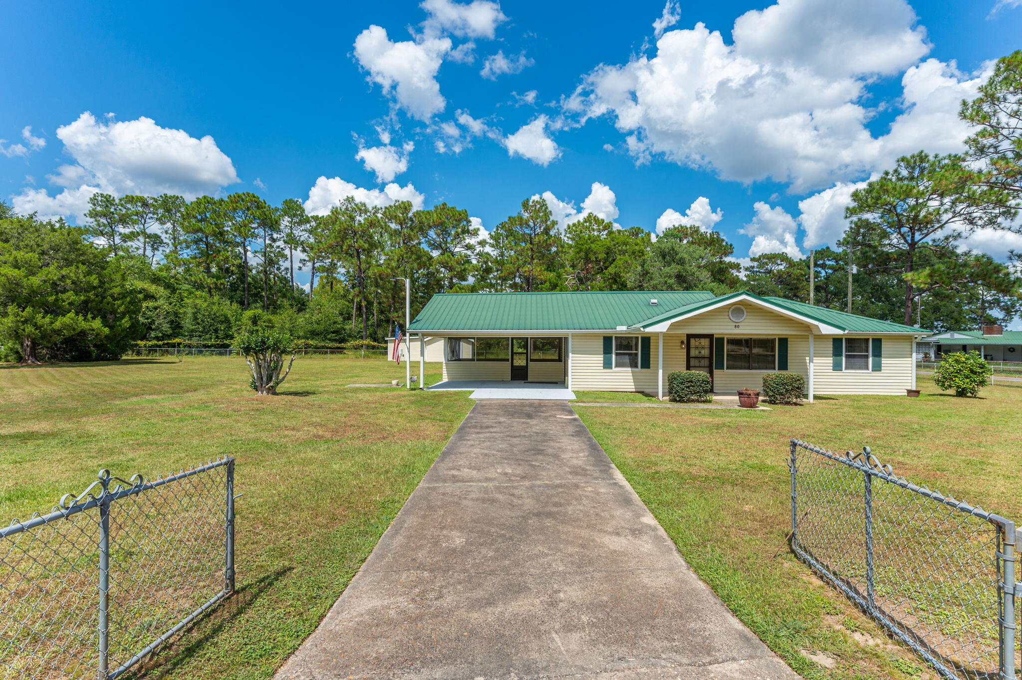 80 Engelbrecht Road DeFuniak Springs, FL 32433 - Photo 4 of 55 3-web-or-mls-80 Englebrecht Rd Exterior-