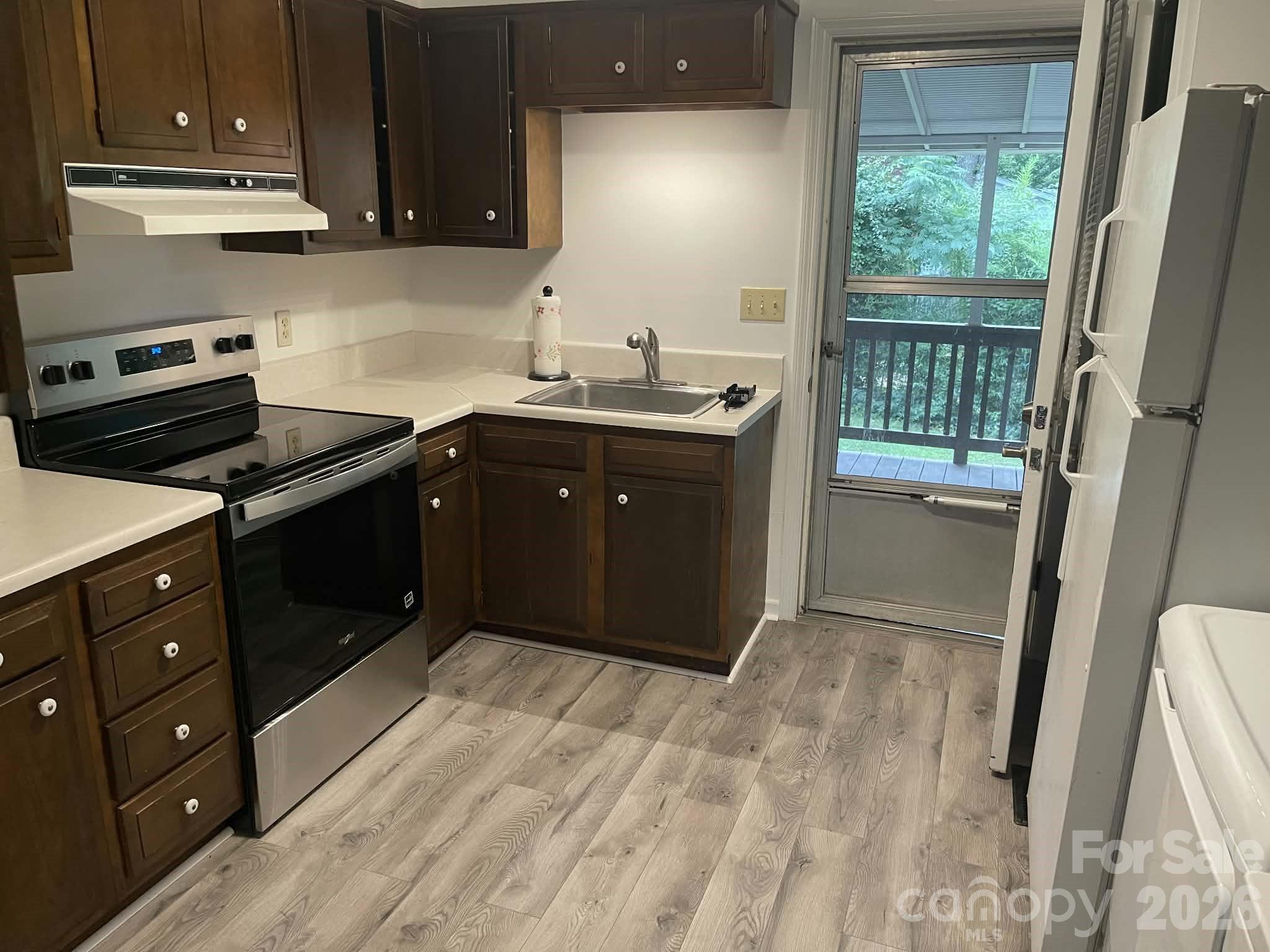 174 New Market Road Tryon, NC 28782 - Photo 8 of 15 Gallery Image 8
