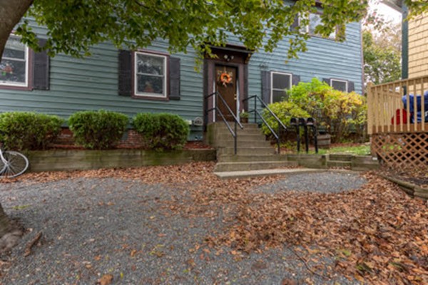 14R Spring Street, Unit 2 Gloucester, MA 01930 - Photo 1 of 6 Gallery Image 1