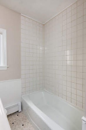 14R Spring Street, Unit 2 Gloucester, MA 01930 - Photo 6 of 6 Gallery Image 6