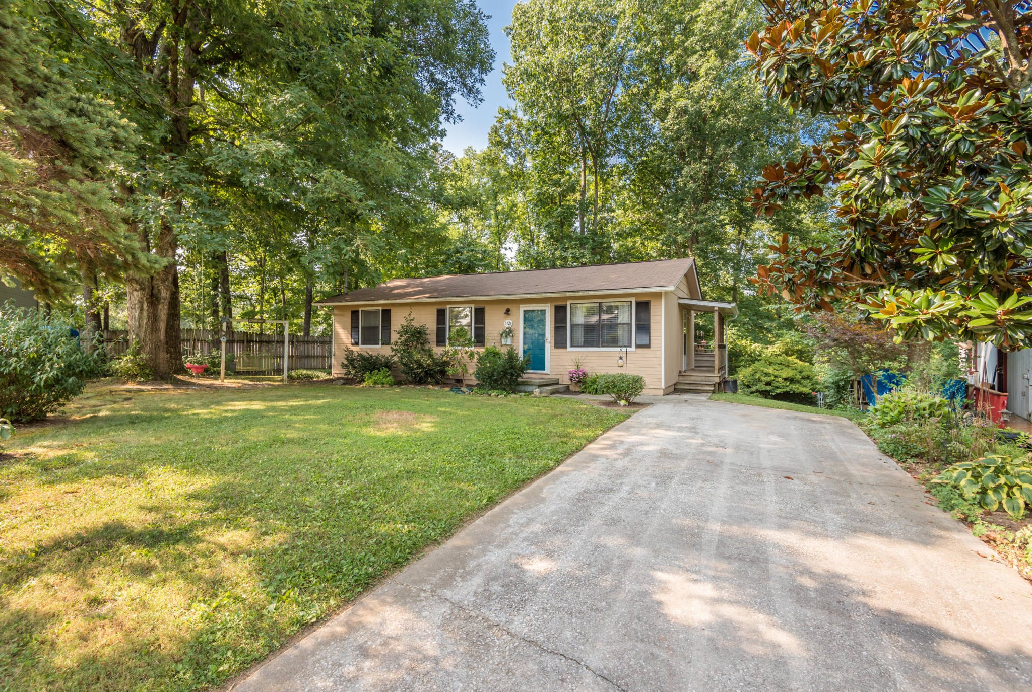 5126 Middle Ridge Lane Knoxville, TN 37921 - Photo 1 of 26 Gallery Image 1