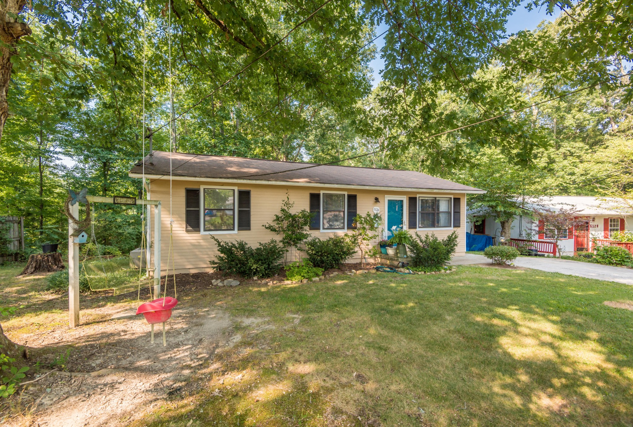 5126 Middle Ridge Lane Knoxville, TN 37921 - Photo 4 of 26 Gallery Image 4