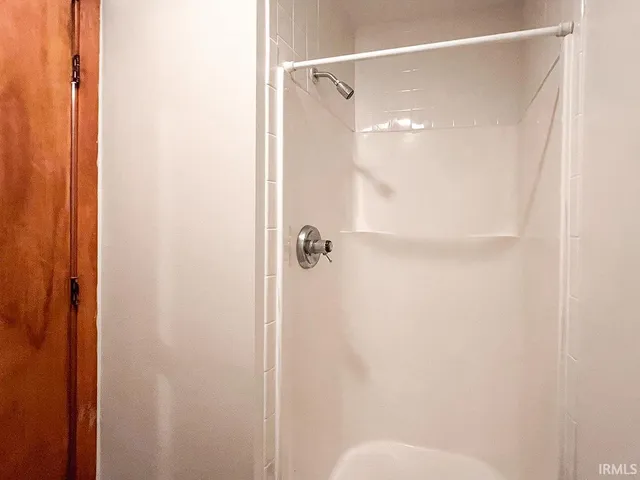 $2,500 | 2304 East 8th Street, Bloomington, IN 47408