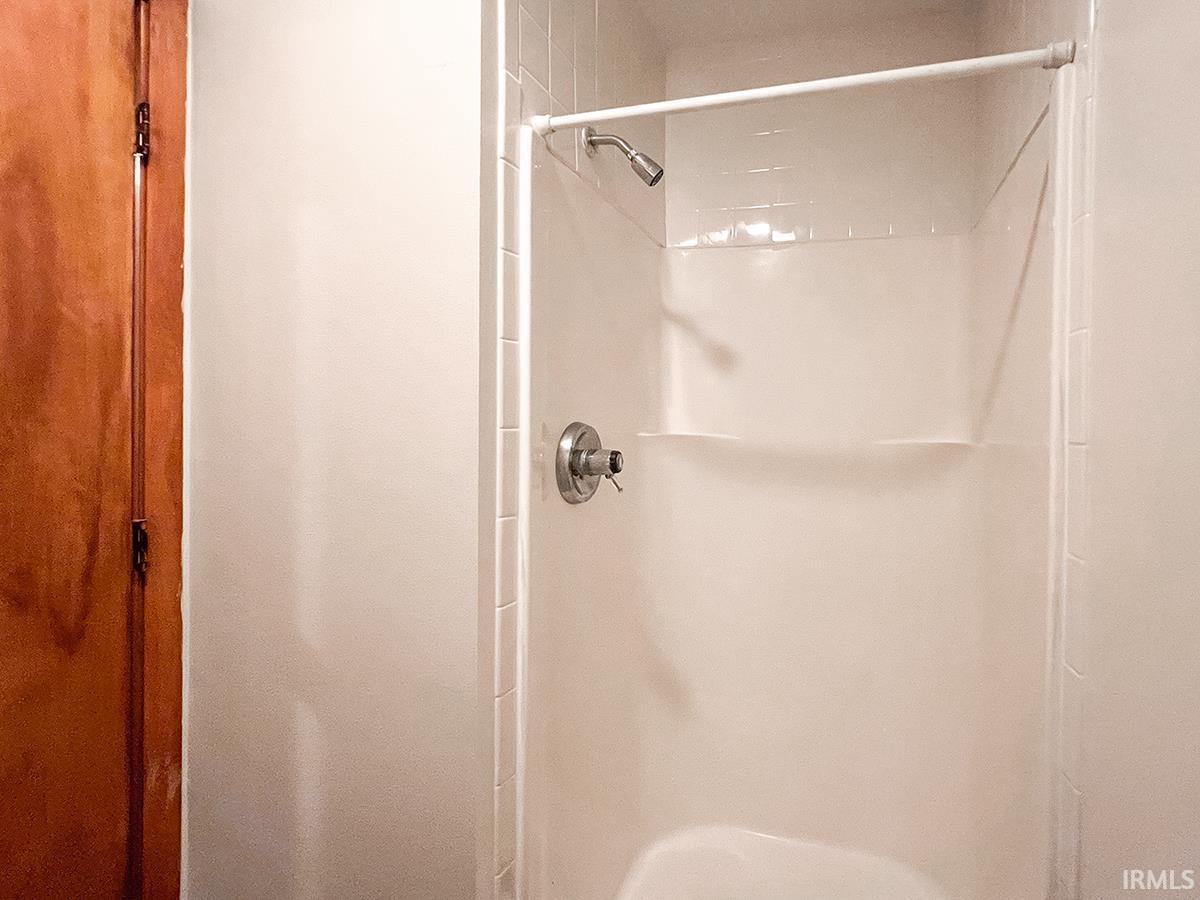 2304 East 8th Street Bloomington, IN 47408 - Photo 14 of 29