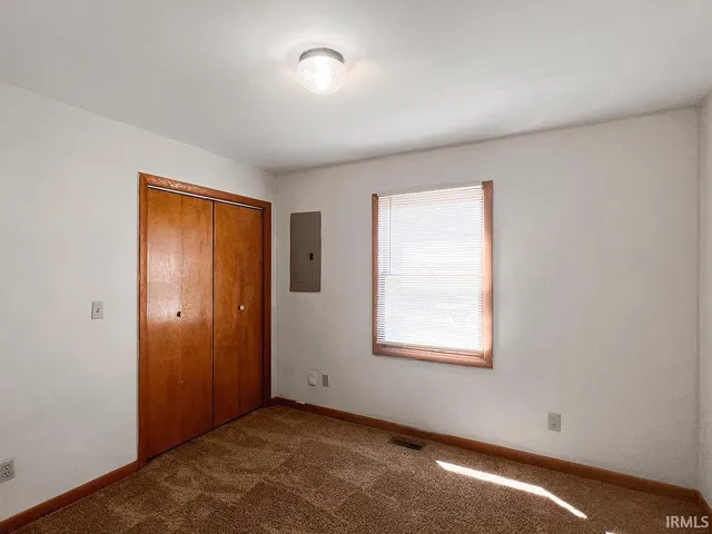 $2,500 | 2304 East 8th Street, Bloomington, IN 47408