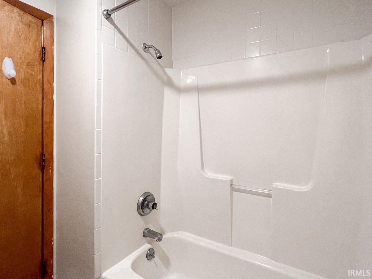 2304 East 8th Street Bloomington, IN 47408 - Photo 25 of 29