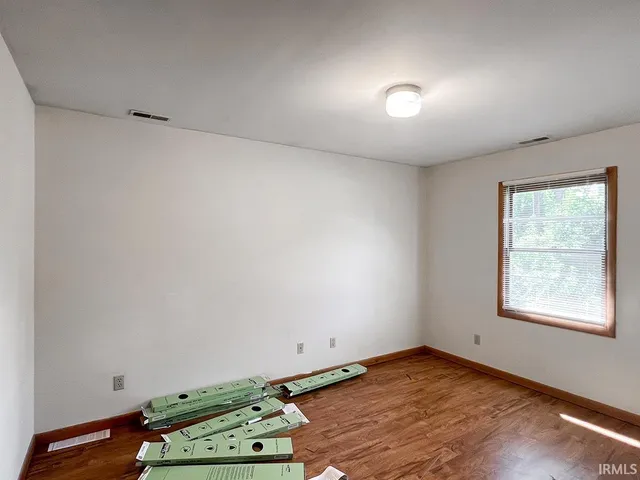 $2,500 | 2304 East 8th Street, Bloomington, IN 47408