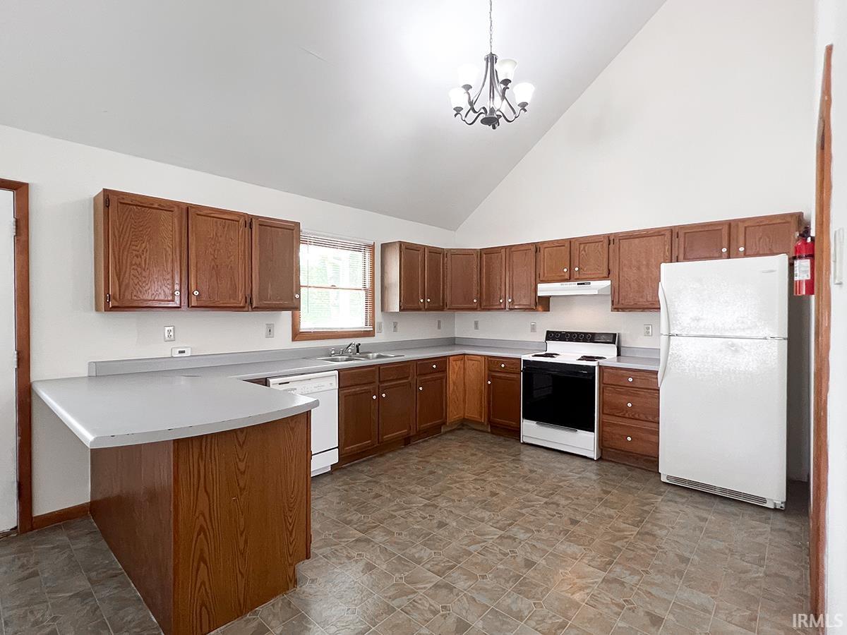 2304 East 8th Street Bloomington, IN 47408 - Photo 4 of 29