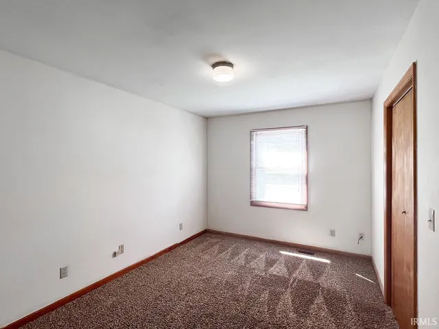 $2,500 | 2304 East 8th Street, Bloomington, IN 47408