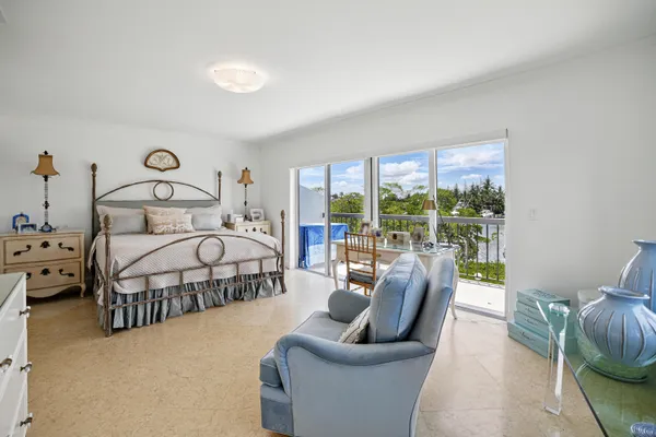 $15,000 | 3474 South Ocean Boulevard, Unit 14, Palm Beach, FL 33480