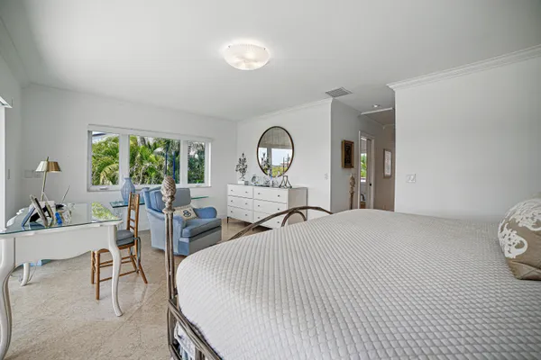 $15,000 | 3474 South Ocean Boulevard, Unit 14, Palm Beach, FL 33480