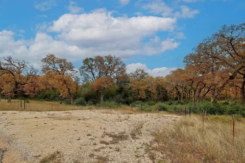 $195,000 | 1563 County Road 312, Thrall, TX 76578